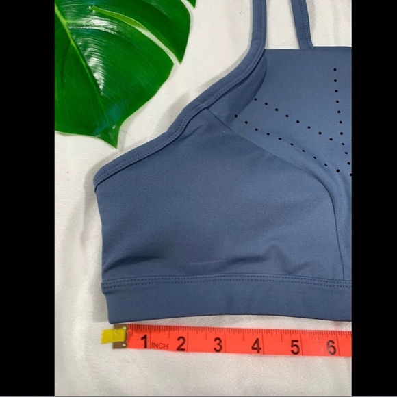 NEW $55 Zella Hydra Perforated Sports Bra in Steel - Picture 5 of 9